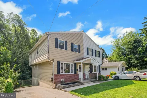 105 S Glen Ave, Glenolden, PA 19036