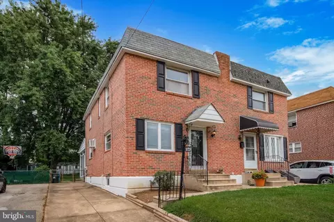 929 5th Ave, Prospect Park, PA 19076