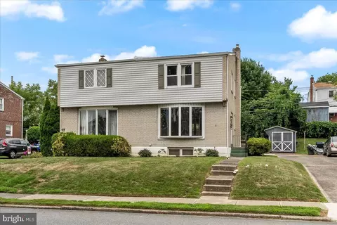 51 Hetzel Rd, Ridley Park, PA 19078