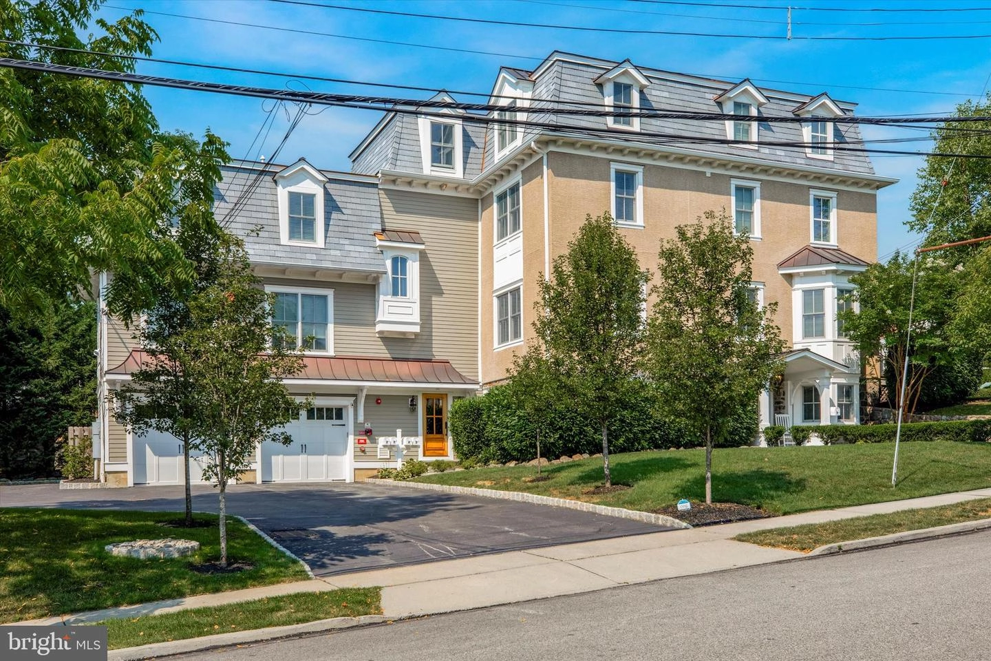 200 W Wayne Ave, Wayne, PA 19087 photo 2