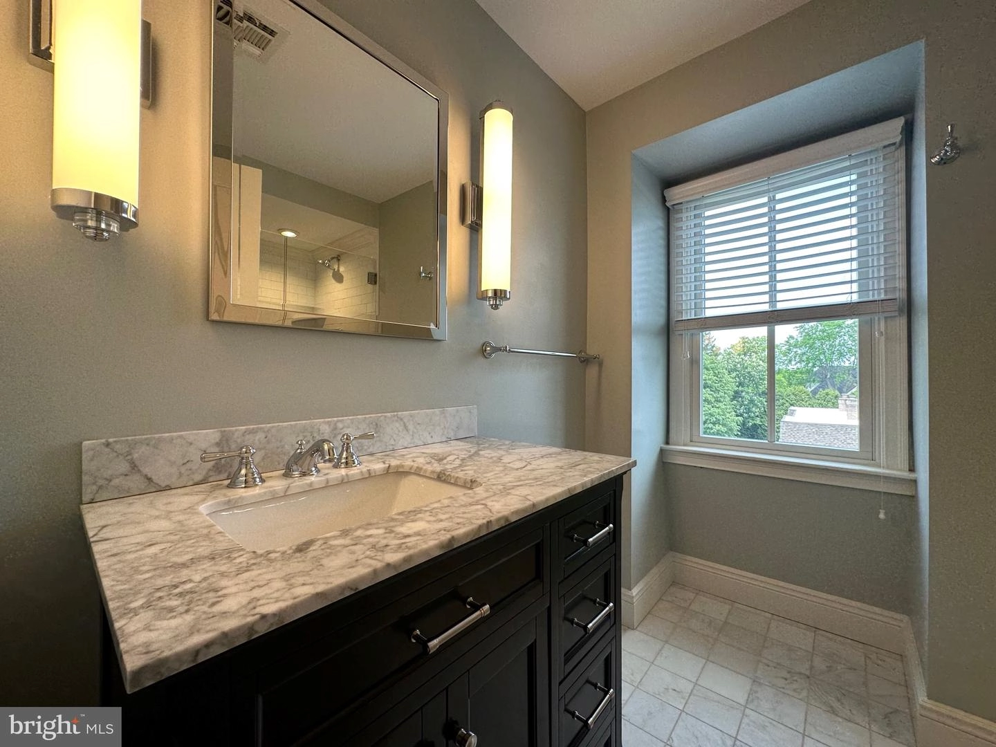 200 W Wayne Ave, Wayne, PA 19087 photo 17