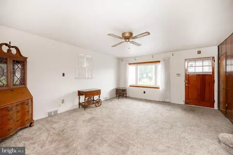 Living - 1310 Price St, Marcus Hook, PA 19061 photo 1 of 3