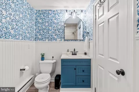 Bath - 1828 Peach St, Boothwyn, PA 19061 photo 1 of 5