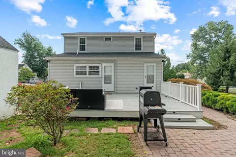 Exterior - 1828 Peach St, Boothwyn, PA 19061 photo 6 of 7