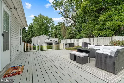 Exterior - 1828 Peach St, Boothwyn, PA 19061 photo 5 of 7