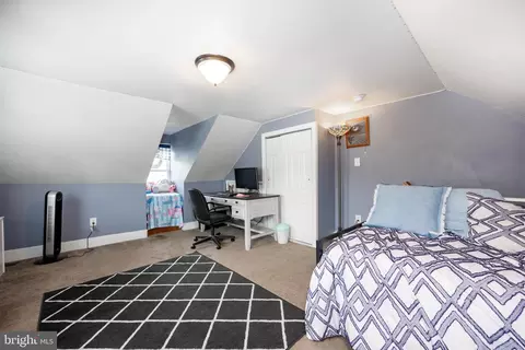 Bedroom - 222 Highland Ave, Wayne, PA 19087 photo 5 of 5