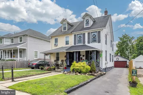 222 Highland Ave, Wayne, PA 19087