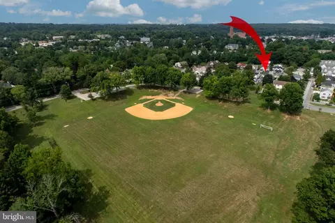 View/Area - 222 Highland Ave, Wayne, PA 19087 photo 5 of 7