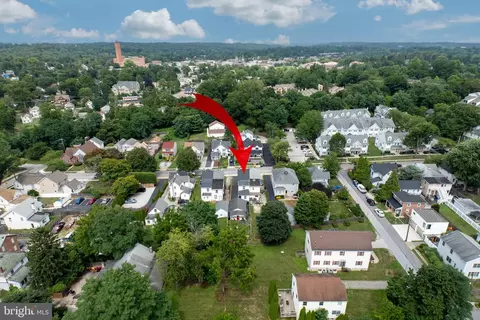 View/Area - 222 Highland Ave, Wayne, PA 19087 photo 6 of 7
