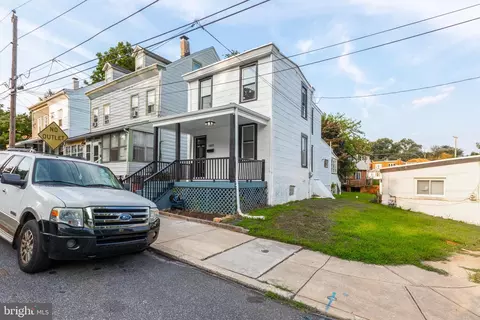 1001 Woodside Ave, Brookhaven, PA 19015