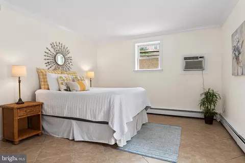 Bedroom - 412 N Wayne Ave #B1, Wayne, PA 19087 photo 1 of 2