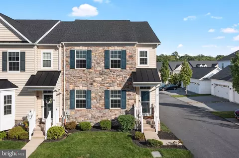 12 Skylar Cir, Media, PA 19063