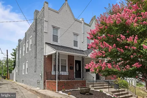 910 Barclay St, Chester, PA 19013