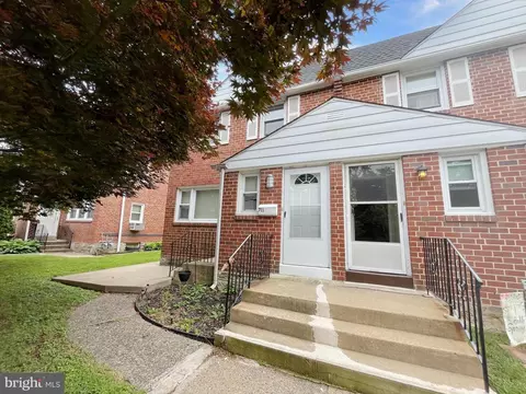 711 E 24th St, Chester, PA 19013