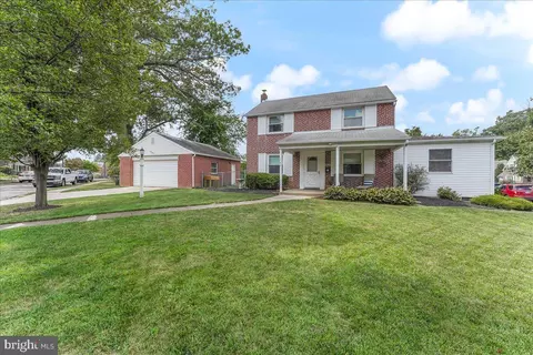 262 School Ln, Springfield, PA 19064