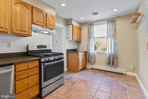 448 E Thomson Ave, Springfield, PA 19064 photo 13