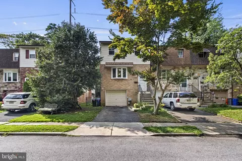 353 Hillside Rd, Ridley Park, PA 19078