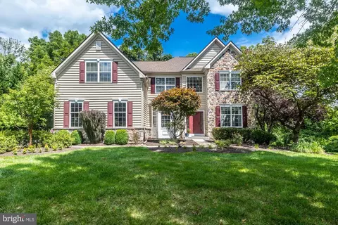 14 Marshall Ct, Glen Mills, PA 19342