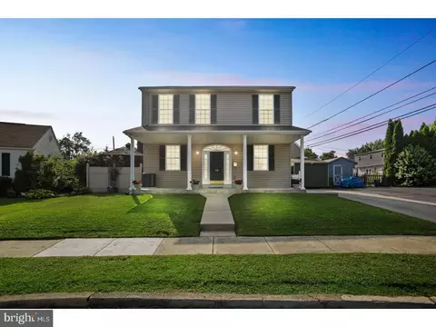 12 Circle Ln, Norwood, PA 19074