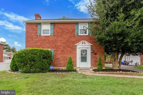 214 Priscilla Ln, Aldan, PA 19018