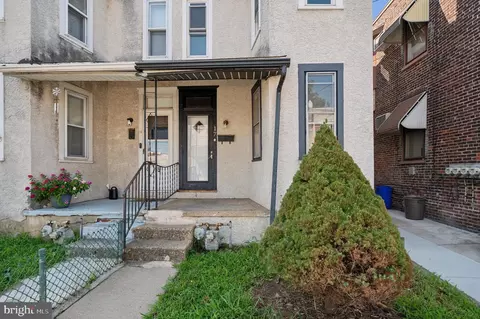 Exterior - 17 Marshall Ave, Marcus Hook, PA 19061 photo 2 of 4