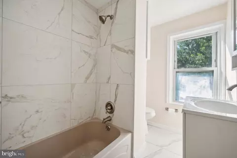 Bath - 17 Marshall Ave, Marcus Hook, PA 19061 photo 1 of 1