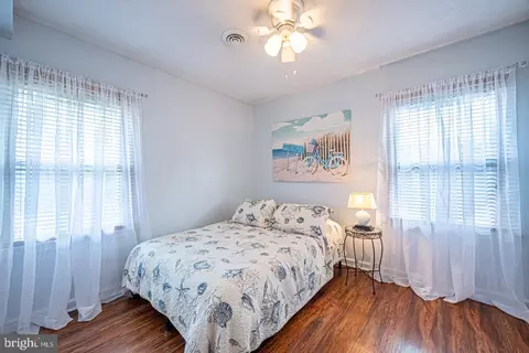 Bedroom - 120 Edward St, Marcus Hook, PA 19061 photo 3 of 4