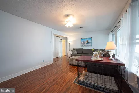 Living - 120 Edward St, Marcus Hook, PA 19061 photo 2 of 3