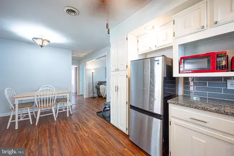 Entry Way - 120 Edward St, Marcus Hook, PA 19061 photo 1 of 2