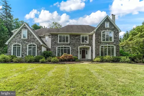 9 Atwater Rd, Chadds Ford, PA 19317