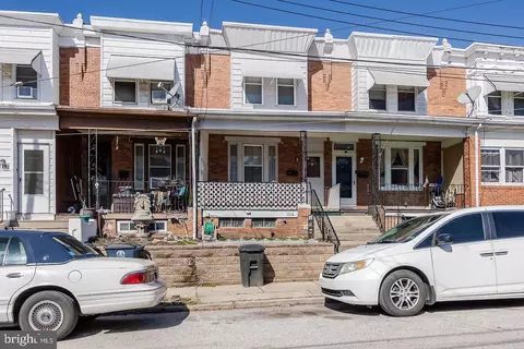 1116 E 11th St, Crum Lynne, PA 19022