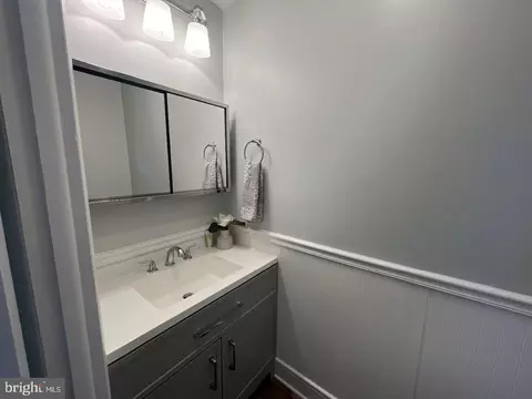 Entry Way - 2867 Larkin Rd, Ogden, PA 19061 photo 1 of 1