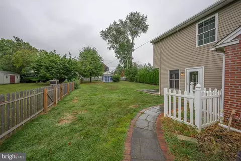 Exterior - 427 Wayne Ave, Springfield, PA 19064 photo 8 of 8