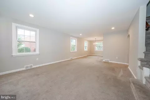 Living - 427 Wayne Ave, Springfield, PA 19064 photo 5 of 10