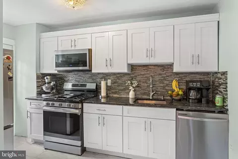 Kitchen - 7527 Parkview Rd, Upper Darby, PA 19082 photo 1 of 1