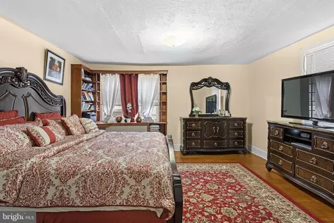 Bedroom - 7527 Parkview Rd, Upper Darby, PA 19082 photo 1 of 6