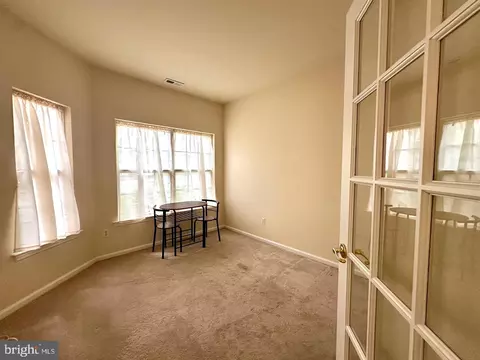 49 Dresner Cir, Ogden, PA 19061 photo 7