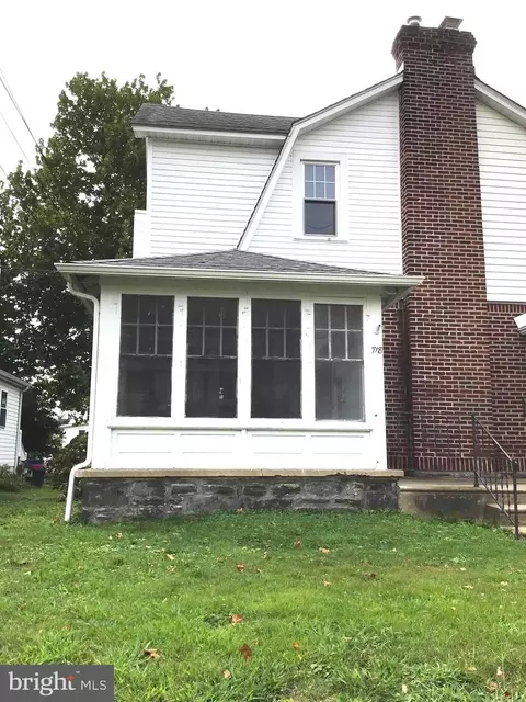 718 16th Ave, Prospect Park, PA 19076