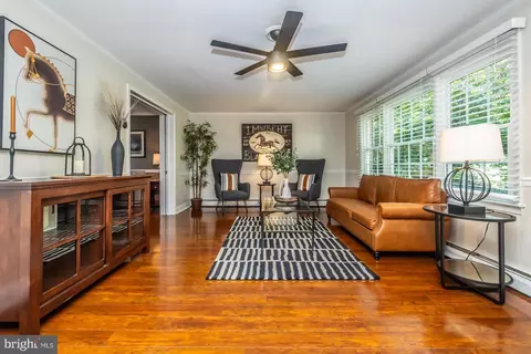 Living - 516 Arbordale Rd, Wayne, PA 19087 photo 1 of 1