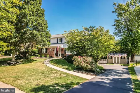 516 Arbordale Rd, Wayne, PA 19087
