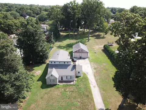 609 Ellis Rd, Havertown, PA 19083