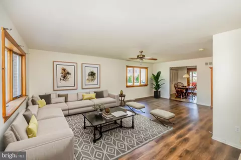 300 Melling Ave, Linwood, PA 19061 photo 5