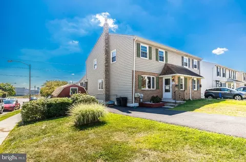 300 Melling Ave, Linwood, PA 19061