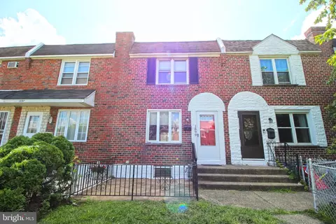 1899 Carter Rd, Folcroft, PA 19032