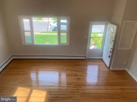 601 E 23rd St, Chester, PA 19013