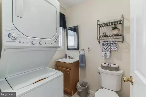 1034 Beeson Ave, Marcus Hook, PA 19061 photo 9