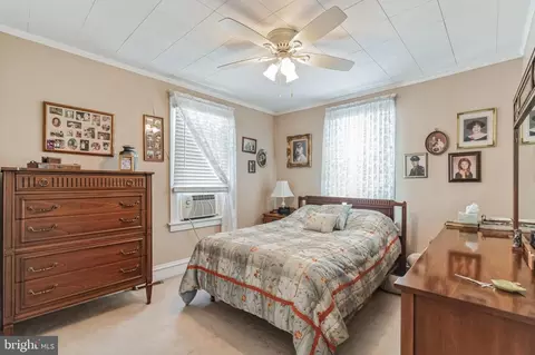 1034 Beeson Ave, Marcus Hook, PA 19061 photo 16