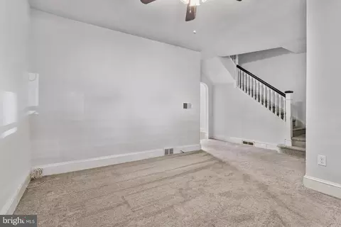 42 Maple St, Marcus Hook, PA 19061 photo 6