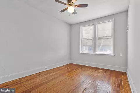 42 Maple St, Marcus Hook, PA 19061 photo 16