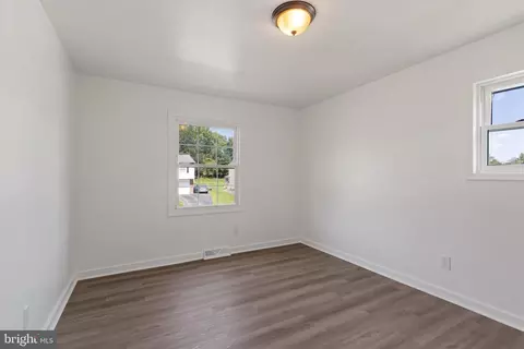 Bedroom - 313 Hanby Cir, Boothwyn, PA 19061 photo 3 of 4